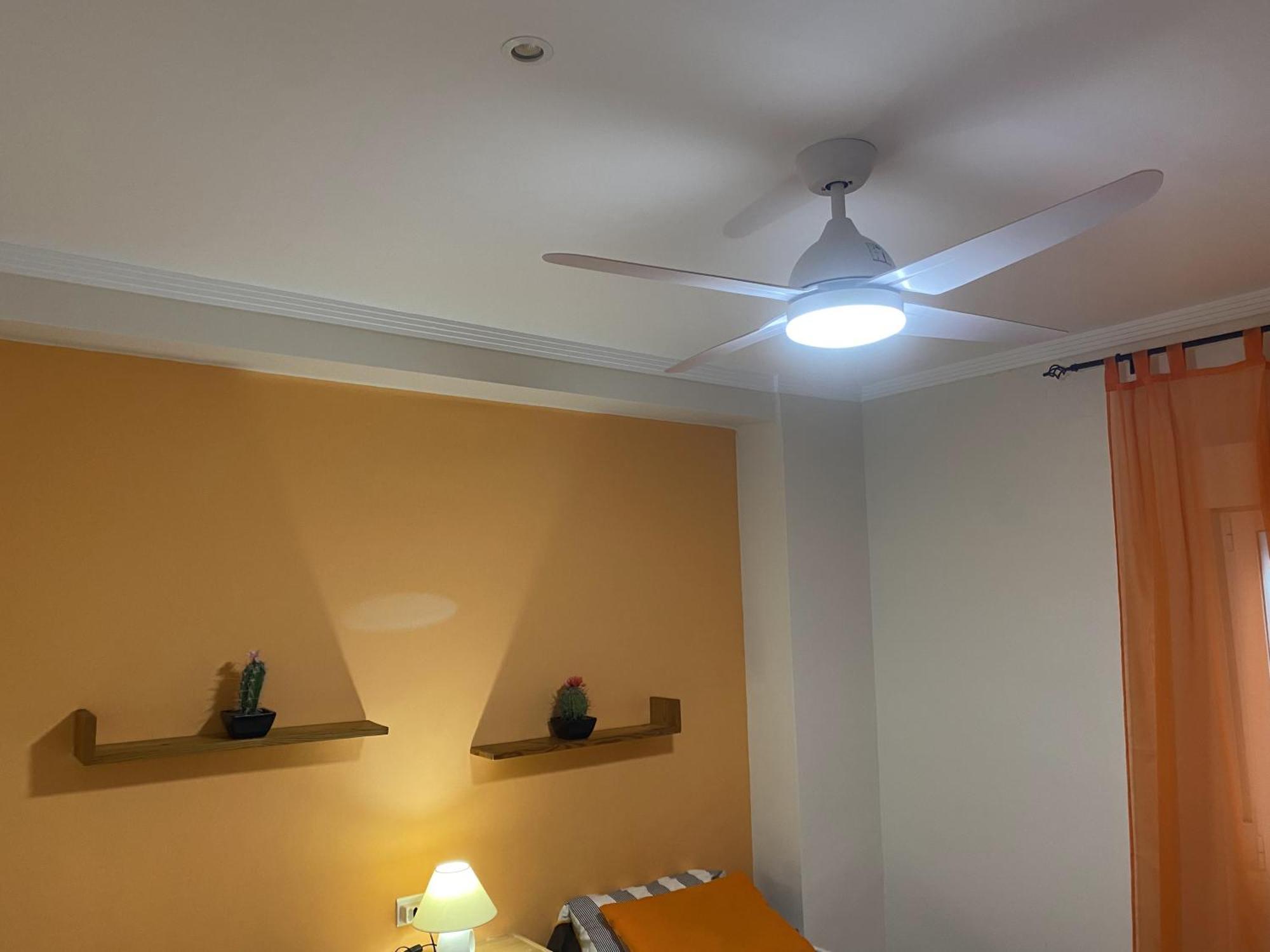 Beachfront And Cozy Apartment Кулера Екстериор снимка